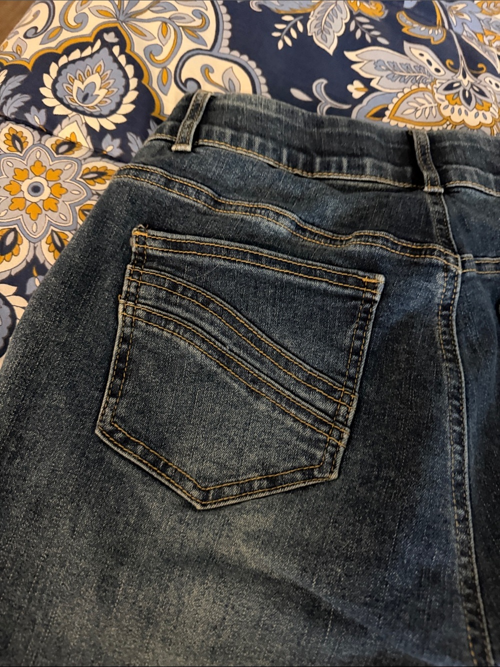 Indigo Poppy Classic Mid Wash Women’s Jeans - Flared Leg - Picture 4 of 4